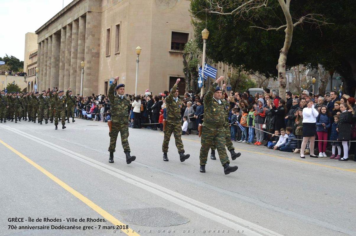 307- Rhodes- Defile Dodecanese grec.JPG
